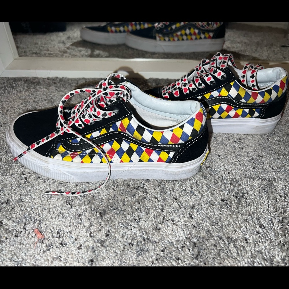 Vans (Old Skool) Playing Cards, Size 5.0 women and 3.5 men